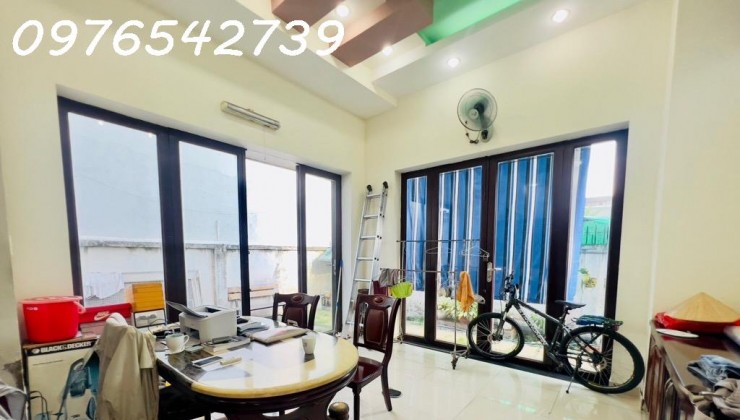 CẦN BÁN, BIỆT THỰ VƯỜN, ẤP HƯNG LÂN, BÀ ĐIỂM, 192M2, 9.0 TỶ TL, HẺM Ô TÔ 7 CHỔ